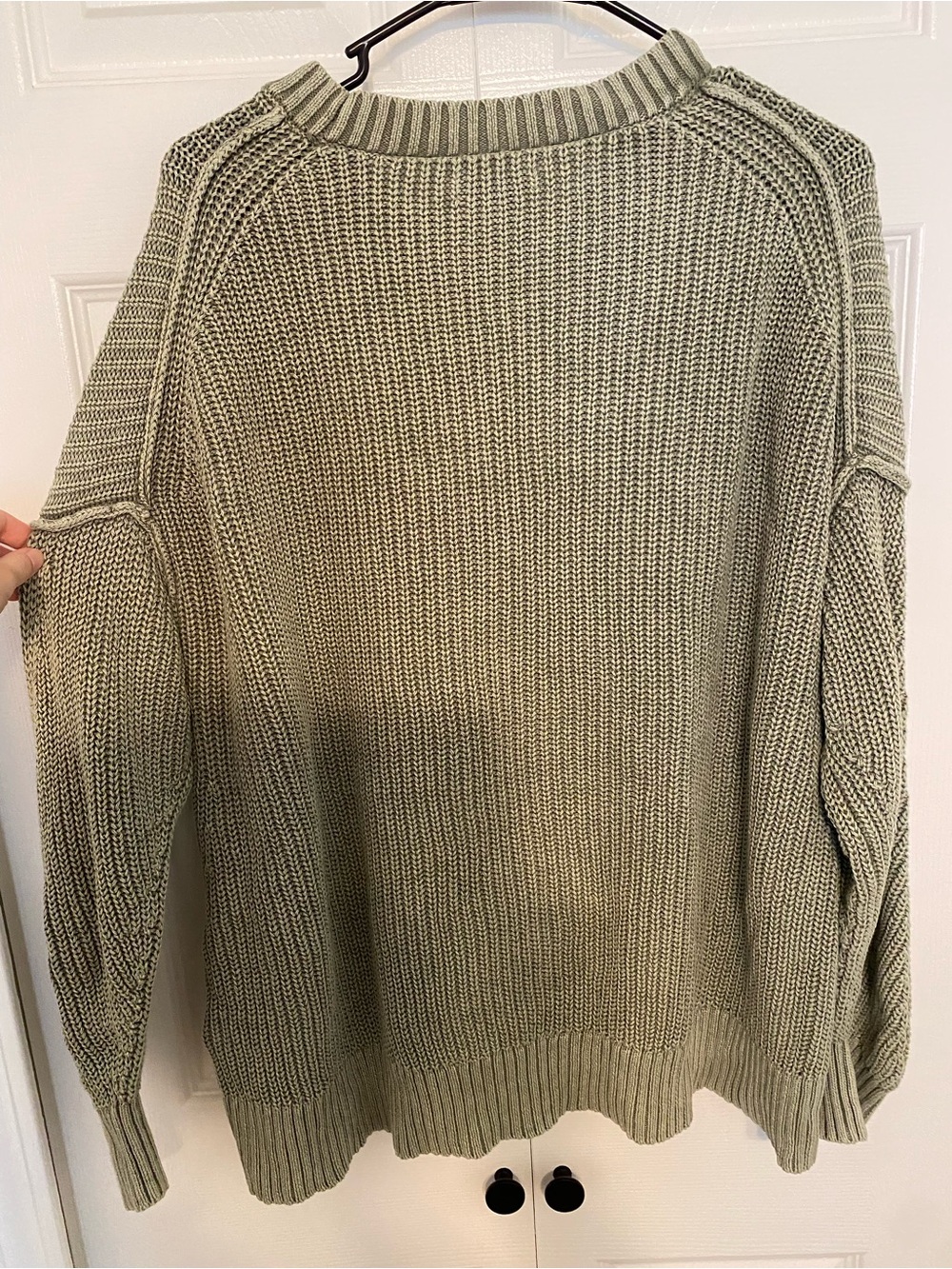 American Eagle Green Sweater - Picture 5 of 6
